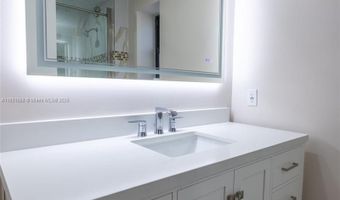 20350 W Country Club Dr PH24-4, Aventura, FL 33180