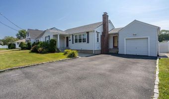 63 Ferncliff Ave, North Providence, RI 02911