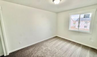 5405 Park Lawn Dr #111, Chubbuck, ID 83202