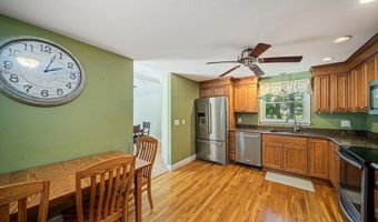133 Russell Ln, Abington, MA 02351