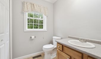 11 Stonington Dr, Belmont, NH 03220