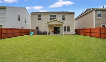 33 Chinquapin St, Beaufort, SC 29906