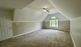 2109 Watersglen Dr, Apex, NC 27502