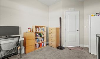 21 Walnut Via, Anaheim, CA 92801