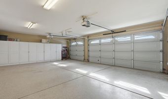 9777 N CHEMEHLEVI Dr, Casa Grande, AZ 85122