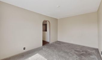 165 Hilton Ave NW, Albuquerque, NM 87107