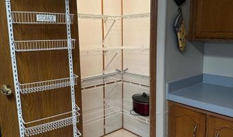1623 SW 10th Ave, Aberdeen, SD 57401