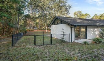 100 Thomas Sumter St, Beaufort, SC 29907