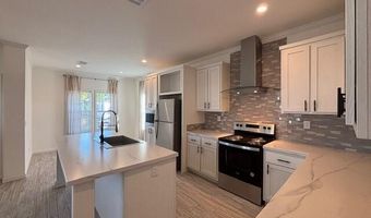 571 Tarpon Dr, Barefoot Bay, FL 32976