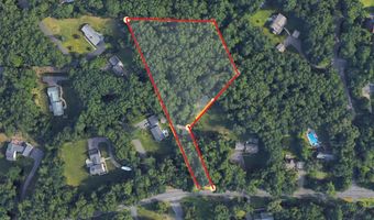 224 Arch Rd, Avon, CT 06001