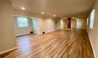 456 Sunset View Dr, Akron, OH 44320