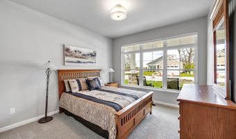 5668 N KESTREL Cir, Appleton, WI 54913
