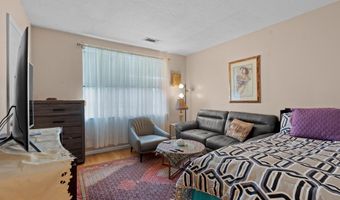 20322 BEECHWOOD Ter 202, Ashburn, VA 20147