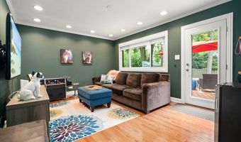 1738 E JONQUIL Ter, Arlington Heights, IL 60004