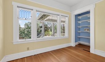 71 Scenic Dr, Ashland, OR 97520