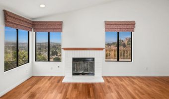 2033 FIESTA Gln, Escondido, CA 92027