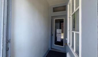 35 E 26TH St, Bayonne, NJ 07002