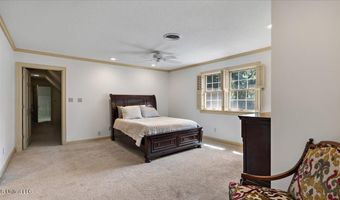 112 Swallow Dr, Brandon, MS 39047
