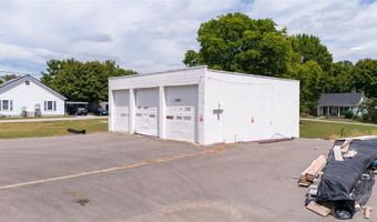 240 N Main St, Adairville, KY 42202