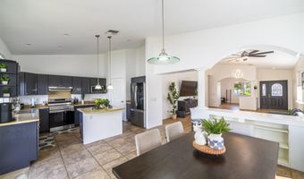 70 Hoku Puhipaka St, Kahului, HI 96732
