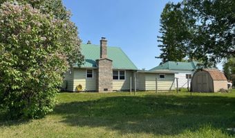 216 4th St E, Bottineau, ND 58318