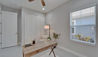 606 WINTERSIDE Dr, Apollo Beach, FL 33572