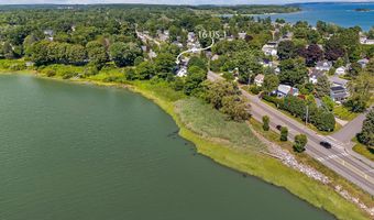 16 US-1, Falmouth, ME 04105