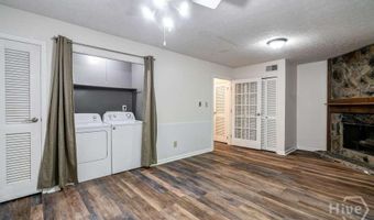 108 Fernbanks Ct, Athens, GA 30605