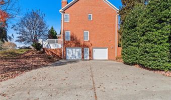 109 Isleworth Ct, Advance, NC 27006
