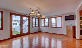 308 16th Ave, Belmar, NJ 07719