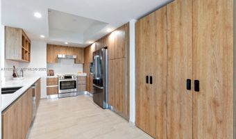 10281 W Bay Harbor Dr 505, Bay Harbor Islands, FL 33154