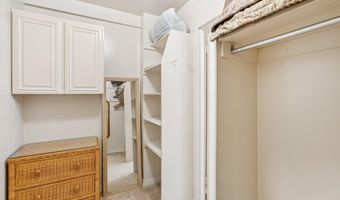 1200 N NASH St 565, Arlington, VA 22209