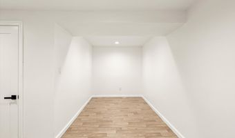 35 Waldron Rd, Allentown, NJ 08501