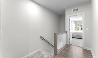 43785 TRANSIT Sq, Ashburn, VA 20147