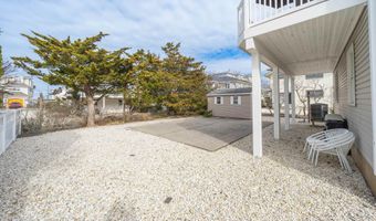 25 W 9th St, Avalon, NJ 08202
