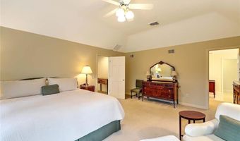 60 Pheasant Dr, East Greenwich, RI 02818