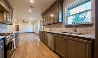 1533 Red Bud Ln, McAlester, OK 74501
