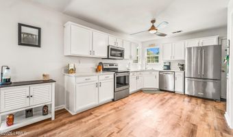 2101 Wilson Dr, Beaufort, SC 29902