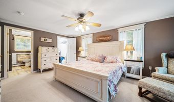 27 Partridge Ln, Chester, NH 03036
