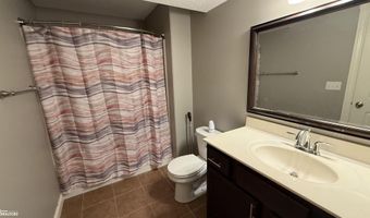 25 Ash Ct, North Liberty, IA 52317
