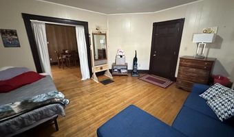 16 Walter St, Bangor, ME 04401