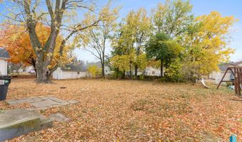 207 N 6th St, Beresford, SD 57004