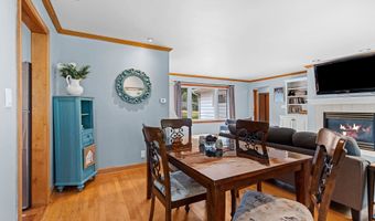 2323 PALISADES Dr, Appleton, WI 54915