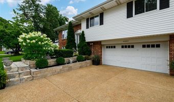 10202 Jubil Dr, Affton, MO 63123