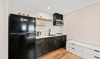 4094 Swift, San Diego, CA 92104