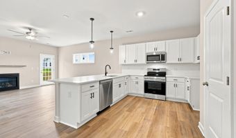 987 Rialto Ln, Ayden, NC 28513