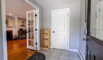 5 Colony Dr, Johnston, RI 02919