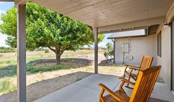 1725 W Bumblebee Dr, Chino Valley, AZ 86323