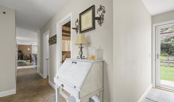 5 Lancaster Ln, Bourne, MA 02532