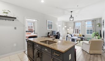 181 E REED Ave 304, Alexandria, VA 22305